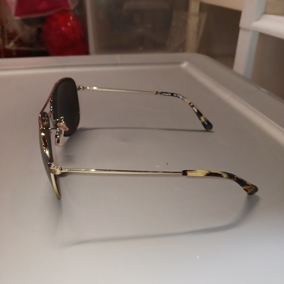 NEW! Authentic Coach Aviator Sunglasses 🕶️ **FIRM PRICE** - Picture 13 of 15